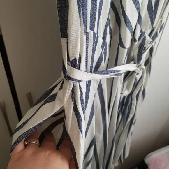 Ixia blue and white wrap tie dress - Picture 5 of 7